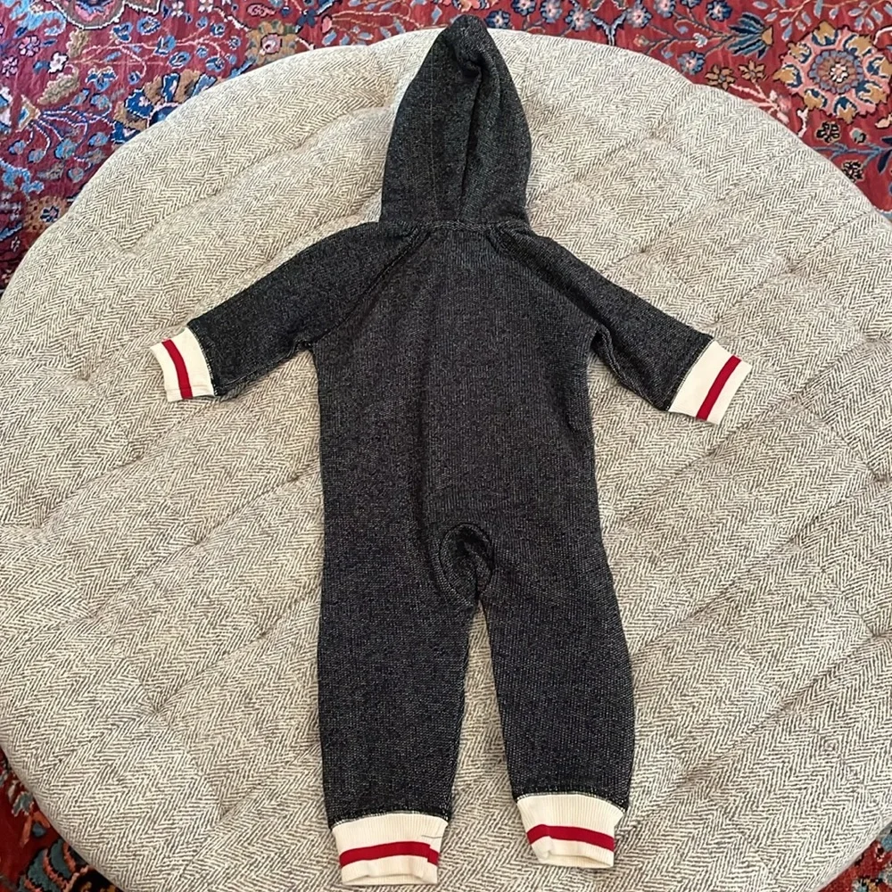 Hatley Heritage moose hooded one piece size 3-6 mths